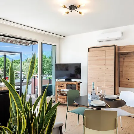 Alle Camelie - Happy Apartman Locarno